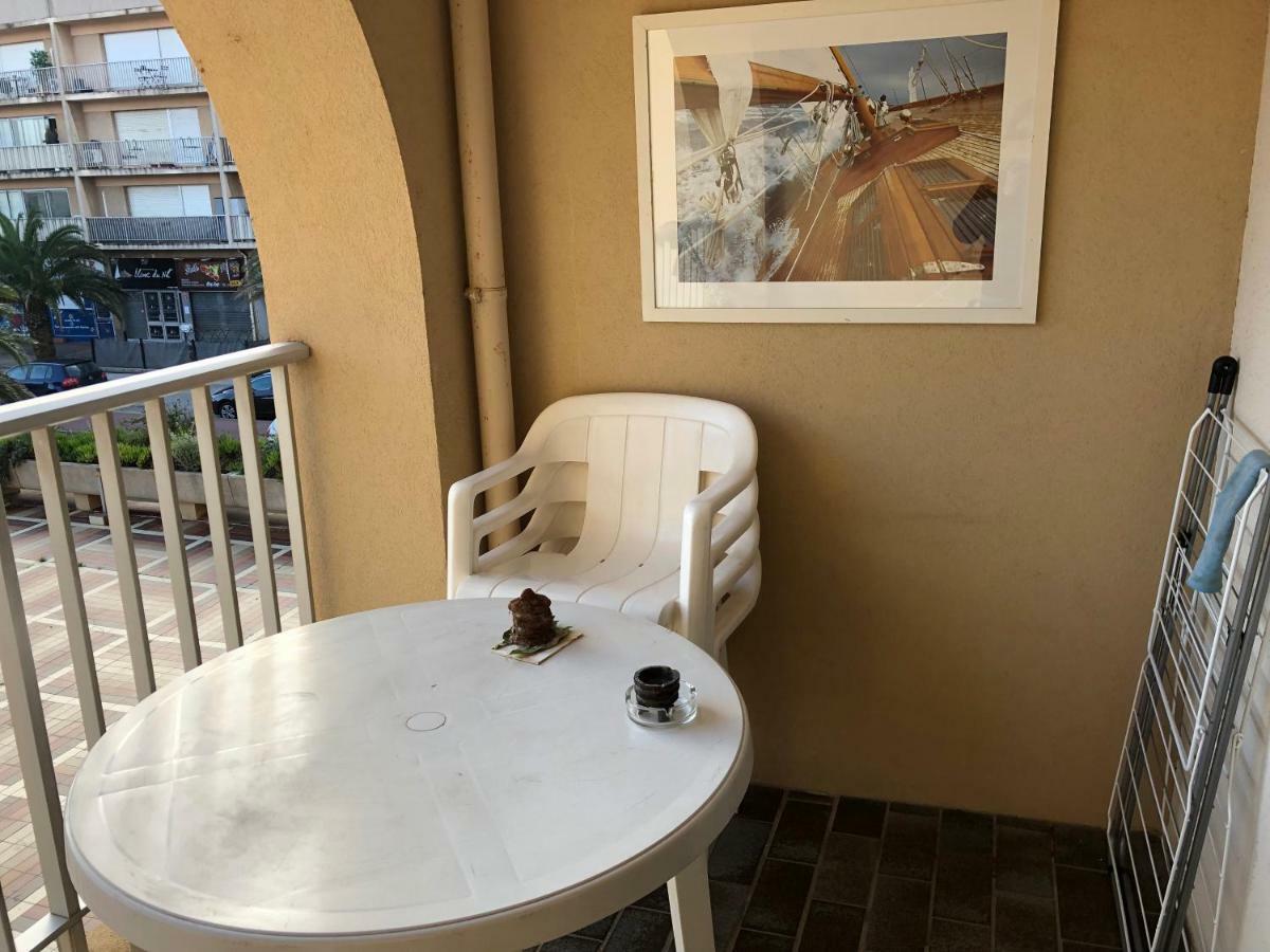 Residence Port Hyeres Les Palmiers Exterior foto